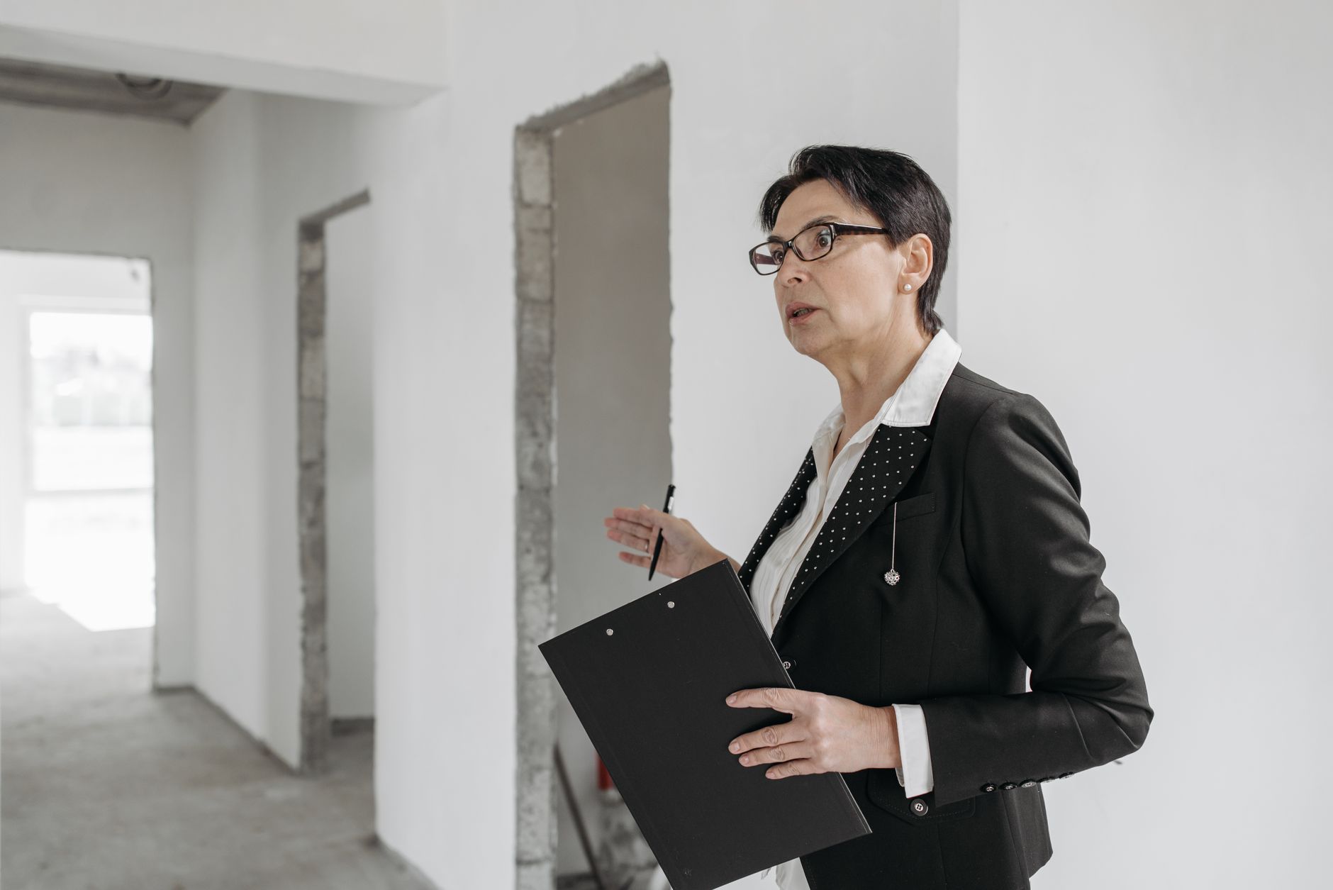 Diagnostiqueur immobilier équipe à Paris